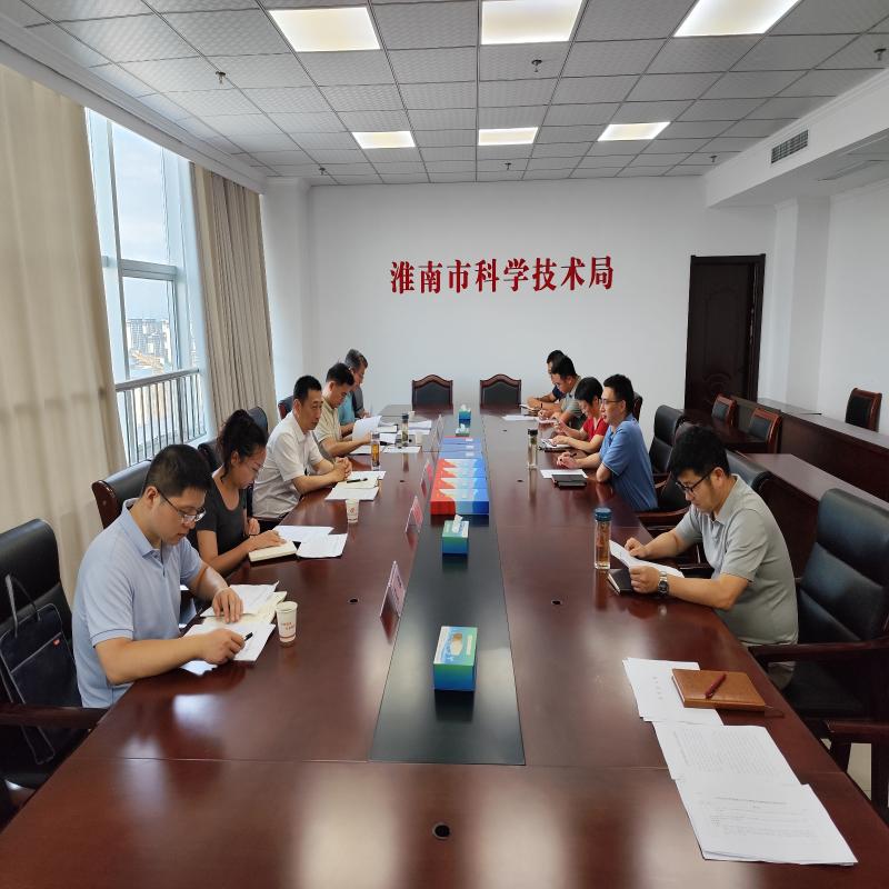市直机关工委到市科技局开展党建重点
工作督查